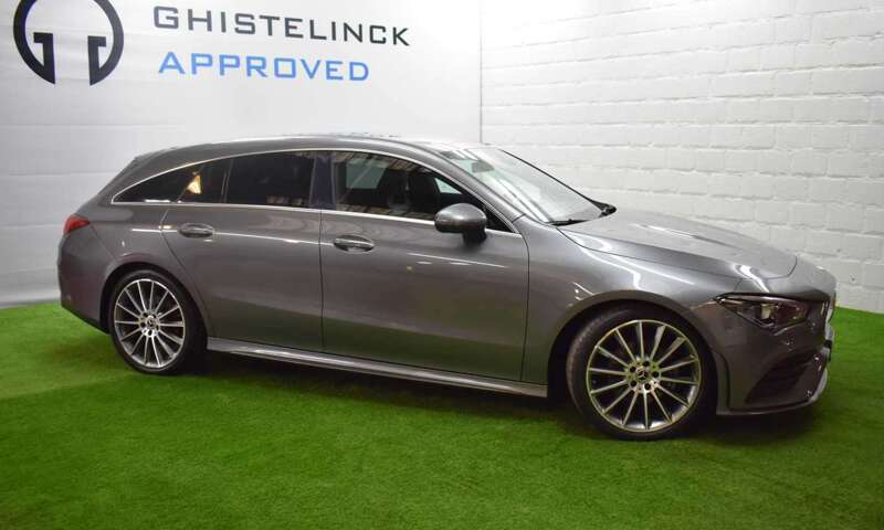 Mercedes-Benz CLA 180 Shooting Brake +AMG+Camera+Heated seats+Carplay